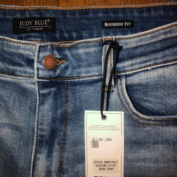 NWT Judy Blue Destroyed Boyfriend Fit Jeans - Picture 2 of 10